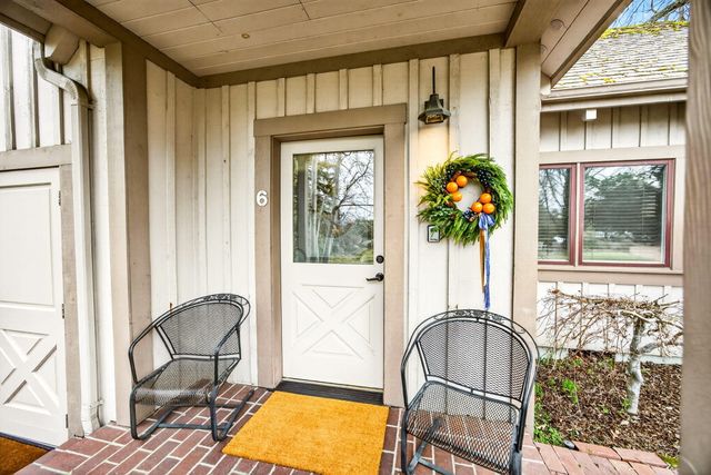 668 N Main Street, Ashland, OR 97520