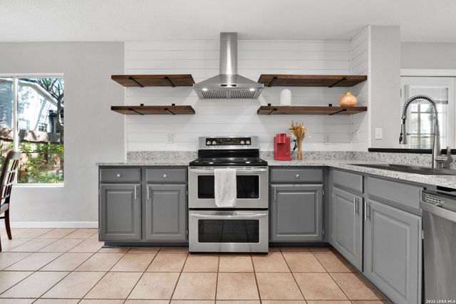 8118 Cloud Trail, San Antonio, TX 78250