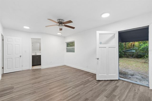 220 NW 33RD AVENUE, Gainesville, FL 32609