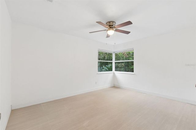 220 NW 33RD AVENUE, Gainesville, FL 32609