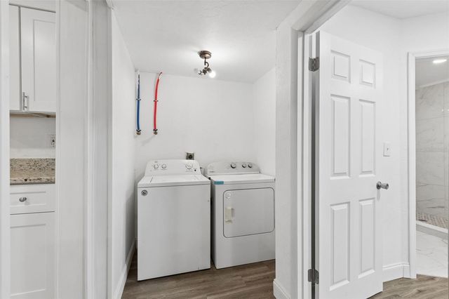 220 NW 33RD AVENUE, Gainesville, FL 32609