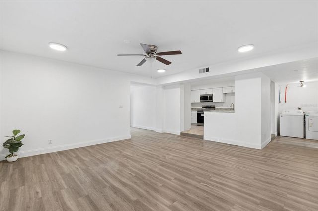 220 NW 33RD AVENUE, Gainesville, FL 32609