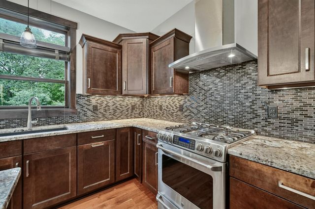3730 Cameo Place NE, Rochester, MN 55906