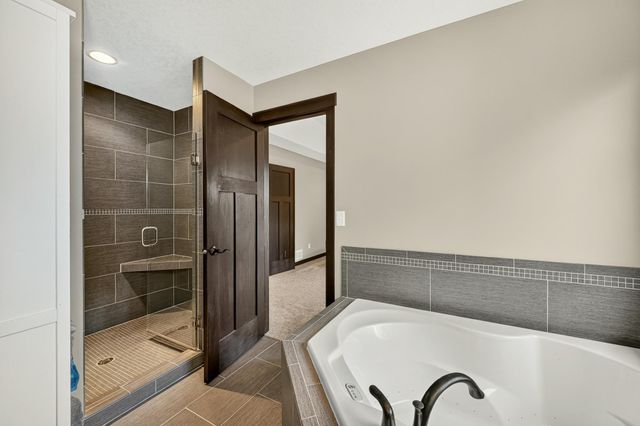3730 Cameo Place NE, Rochester, MN 55906
