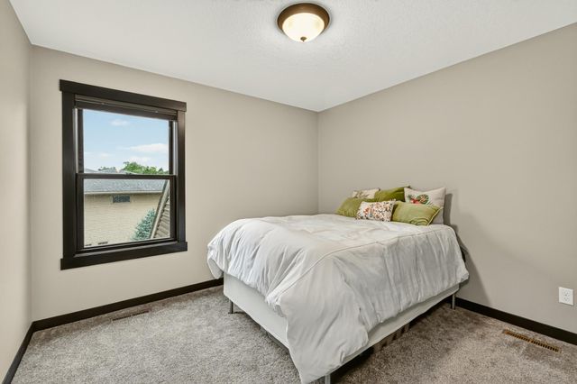 3730 Cameo Place NE, Rochester, MN 55906