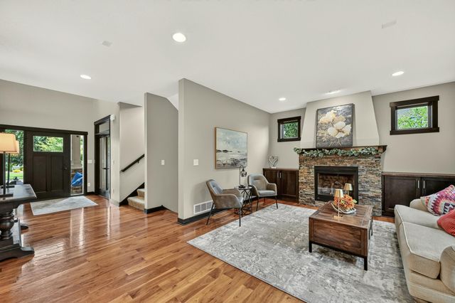 3730 Cameo Place NE, Rochester, MN 55906