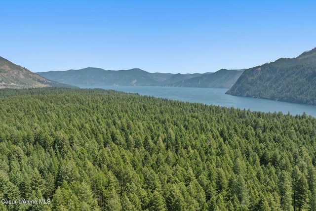 10240 E Howard Rd, Athol, ID 83801