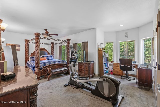 10240 E Howard Rd, Athol, ID 83801