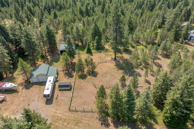 10240 E Howard Rd, Athol, ID 83801