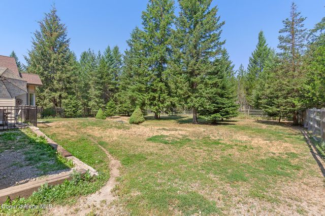 10240 E Howard Rd, Athol, ID 83801