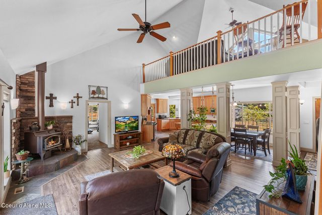 10240 E Howard Rd, Athol, ID 83801