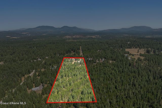 10240 E Howard Rd, Athol, ID 83801