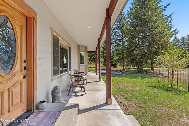 10240 E Howard Rd, Athol, ID 83801