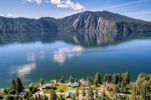 10240 E Howard Rd, Athol, ID 83801
