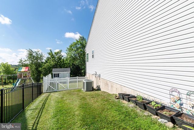 2313 NEVADA DR, Manchester, MD 21102