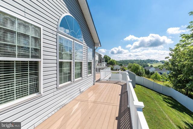 2313 NEVADA DR, Manchester, MD 21102