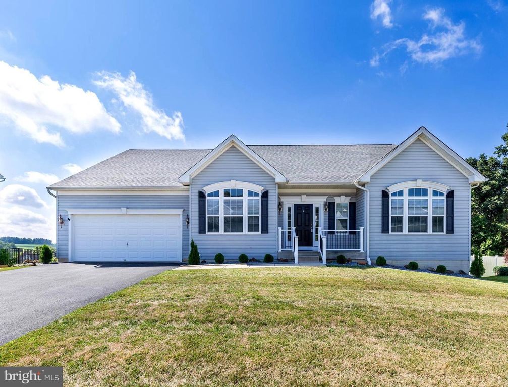 2313 NEVADA DR, Manchester, MD 21102