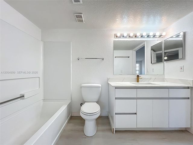 2225 Metropolitan Way 1225, Orlando, FL 32839