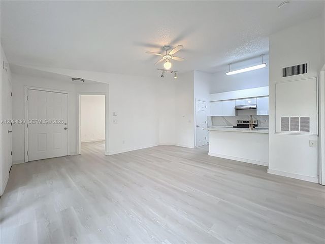 2225 Metropolitan Way 1225, Orlando, FL 32839