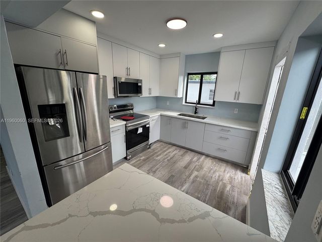 440 E 37th St, Hialeah, FL 33013