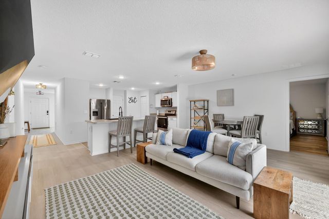 3002 SE East Blackwell Drive, Port St Lucie, FL 34952