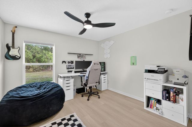 3002 SE East Blackwell Drive, Port St Lucie, FL 34952