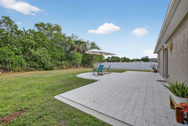 3002 SE East Blackwell Drive, Port St Lucie, FL 34952