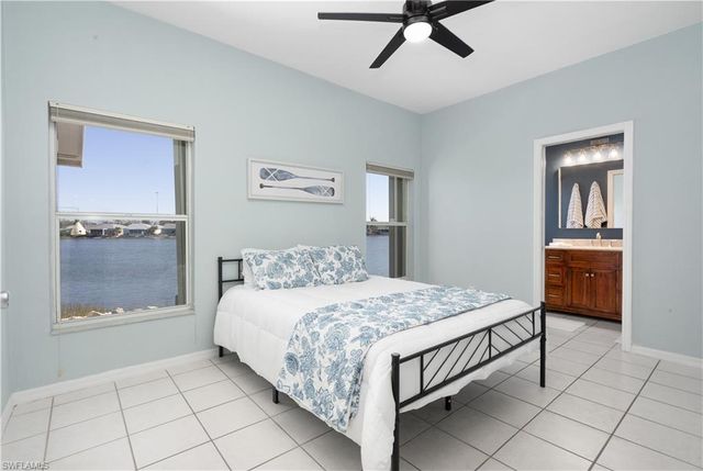 10717 Maui CIR, Estero, FL 33928