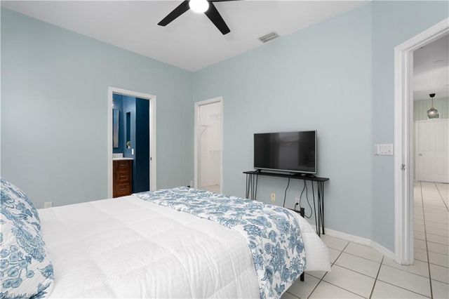 10717 Maui CIR, Estero, FL 33928