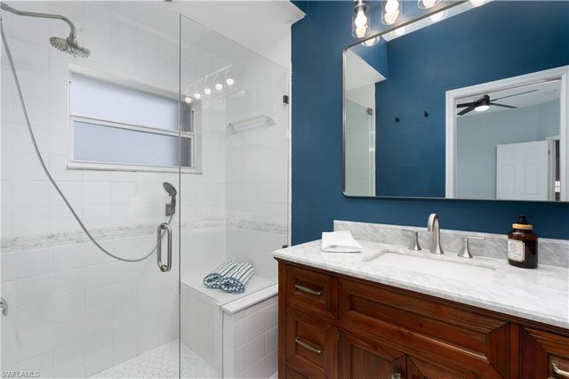 10717 Maui CIR, Estero, FL 33928