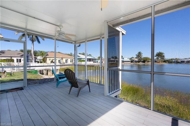 10717 Maui CIR, Estero, FL 33928