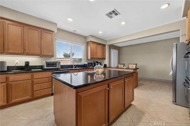 8418 Lourenco Lane, Eastvale, CA 92880