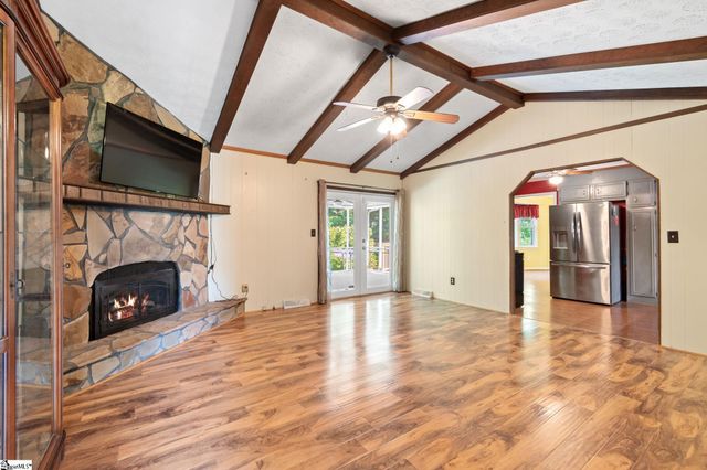 200 Echo Circle, Easley, SC 29642