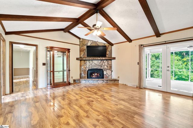 200 Echo Circle, Easley, SC 29642