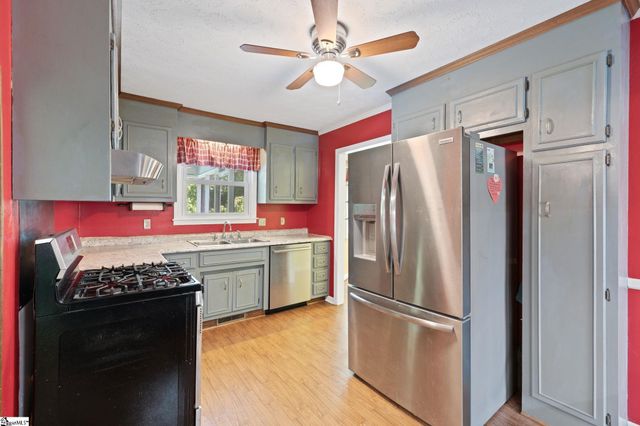 200 Echo Circle, Easley, SC 29642