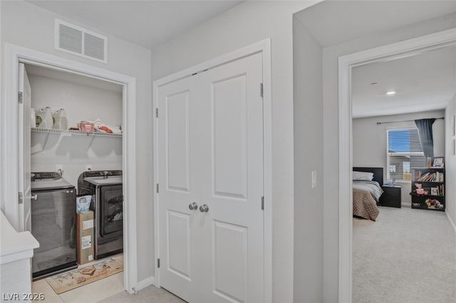 8494 Torozo Avenue, Las Vegas, NV 89149