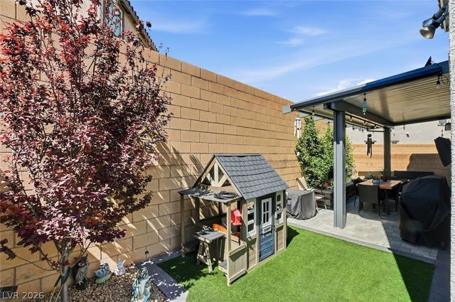 8494 Torozo Avenue, Las Vegas, NV 89149