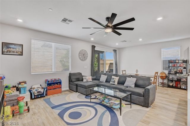 8494 Torozo Avenue, Las Vegas, NV 89149