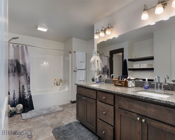 300 Crockett Way, Belgrade, MT 59714