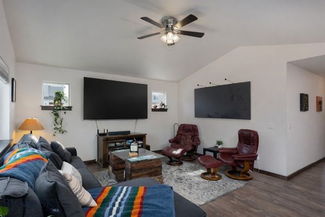 300 Crockett Way, Belgrade, MT 59714