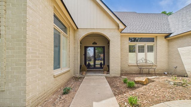 4615 94th Street, Lubbock, TX 79424