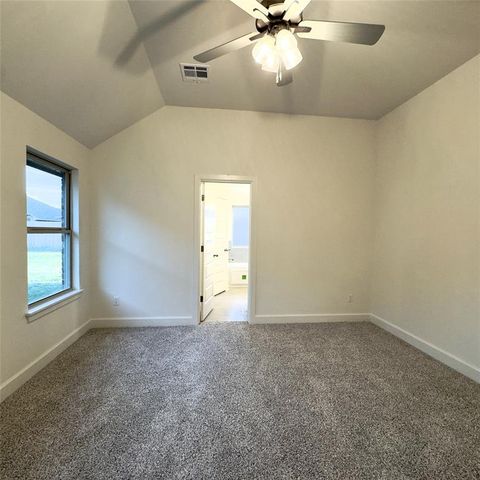 9320 NW 143rd Street, Yukon, OK 73099