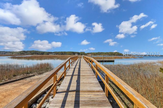 5 Canebrake Ln, Bluffton, SC 29910