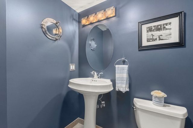 45 W Broadway 111, Boston, MA 02127