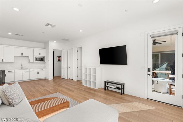 237 Wilson Ridge Street, Las Vegas, NV 89138
