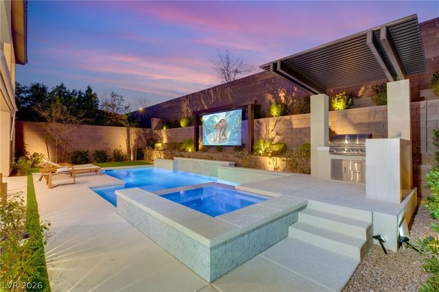 237 Wilson Ridge Street, Las Vegas, NV 89138