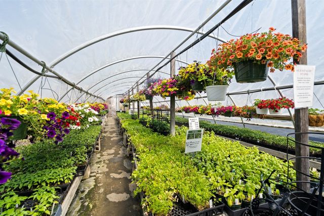 577 Great Rd, Stow, MA 01775