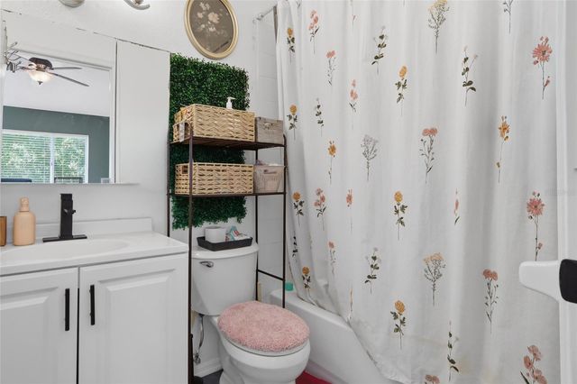 30029 GRANDA HILLS COURT, Wesley Chapel, FL 33543