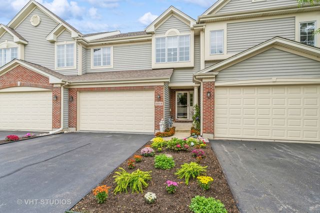 1213 W Lake Drive, Cary, IL 60013