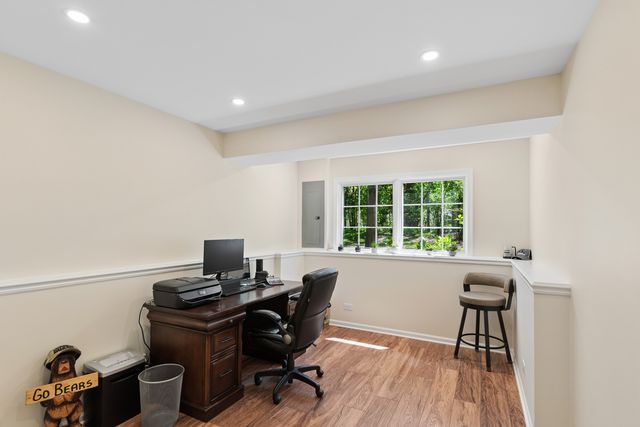 1213 W Lake Drive, Cary, IL 60013